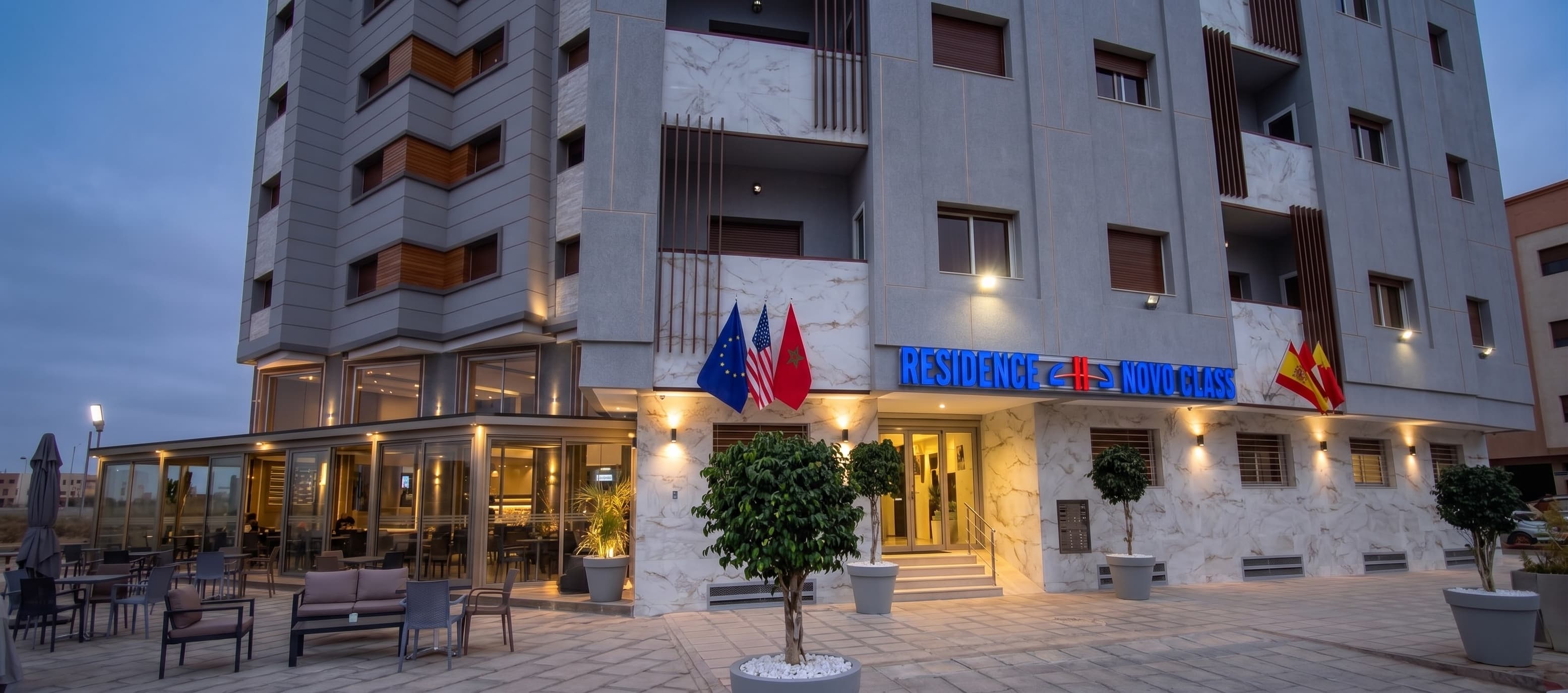 Novo Class Hotel Facade